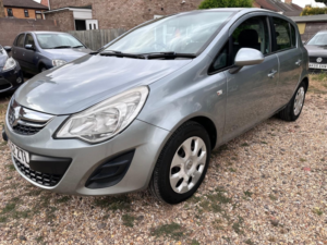 2018 Vauxhall Corsa 1.3 Cdti Ecoflex Exclusiv in Silver — image 3