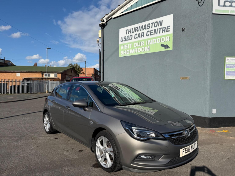 2016 Vauxhall Astra 1.4i Turbo Sri Euro 6 5dr in Grey — image 1