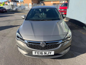 2016 Vauxhall Astra 1.4i Turbo Sri Euro 6 5dr in Grey — image 2