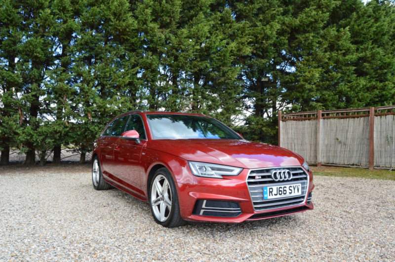 2017 Audi A4 Avant 2.0 Tfsi S Line in Red — image 1