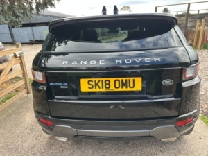 2018 Land Rover Range Rover Evoque 2.0 Ed4 Hse Dynamic in Black — image 4
