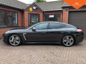 2013 Porsche Panamera 3.0d V6 Platinum Edition Tiptronics Euro 5 (s/s) 5dr in Black — image 5