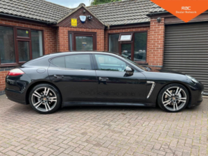 2013 Porsche Panamera 3.0d V6 Platinum Edition Tiptronics Euro 5 (s/s) 5dr in Black — image 6