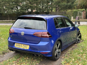 2015 Volkswagen Golf 2.0 Tsi Bluemotion Tech R in Blue — image 4