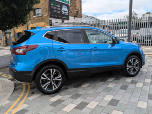 2020 Nissan Qashqai 1.3 Dig-T N-Connecta in Blue — image 5