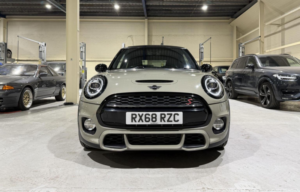 2018 MINI Hatch 2.0 Cooper S Sport Steptronic Euro 6 (s/s) 3dr in Grey — image 3