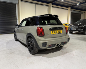 2018 MINI Hatch 2.0 Cooper S Sport Steptronic Euro 6 (s/s) 3dr in Grey — image 6