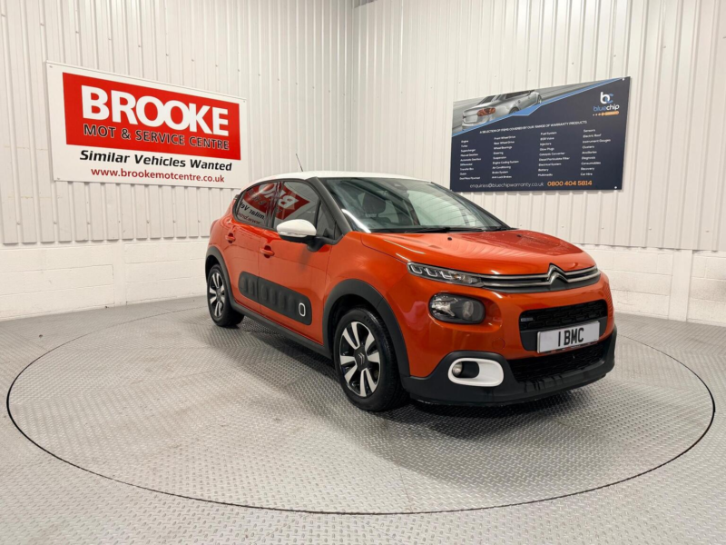 2017 Citroen C3 1.2 Puretech Flair Euro 6 5dr in Orange — image 1