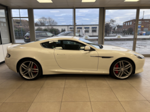 2013 Aston Martin Db9 6.0 V12 in White — image 4