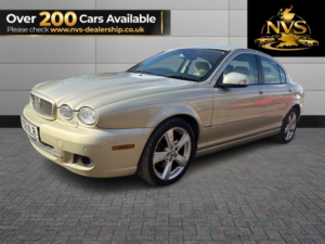 2008 Jaguar X-Type 2.2 D Sovereign in Gold — image 3