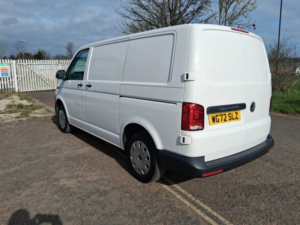 2022 Volkswagen Transporter 2.0 Tdi T28 Startline Panel Van 5dr Diesel Manual Fwd Swb Euro 6 (s/s) (110 Ps) in White — image 3