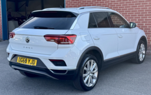 2018 Volkswagen T-Roc 1.6 Tdi Sel in White — image 5