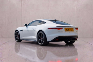 2015 Jaguar F-Type 3.0 F-Type S V6 Auto 3dr in White — image 3