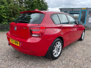 2012 BMW 1 Series 1.6 116i Se Hatchback 5dr Petrol Auto Euro 5 (s/s) (136 Ps) in Red — image 3