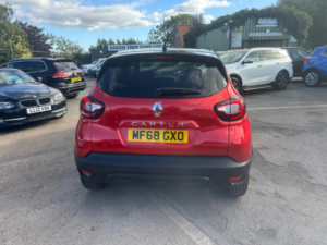 2018 Renault Captur 0.9 Tce Energy Iconic SUV 5dr Petrol Manual Euro 6 (s/s) (90 Ps) in Red — image 6