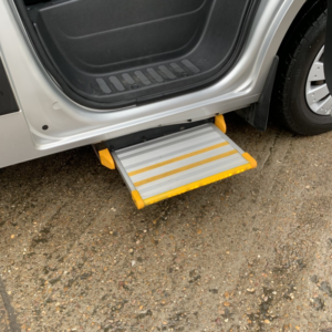 2018 Renault Master 2.3 Fwd Sl28 Dci 170 Quickshift6 Business Euro 6 in Grey — image 6
