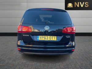 2013 Volkswagen Sharan 2.0 Tdi Bluemotion Tech Sel in Black — image 6