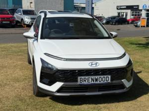 2024 Hyundai Bayon 1.0 T-Gdi Ultimate SUV 5dr Petrol Manual Euro 6 (s/s) (100 Ps) in White — image 2