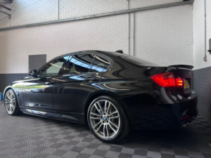 2013 BMW 3 Series 3.0 330d M Sport Saloon 4dr Diesel Auto Euro 5 (s/s) (258 Ps) in Black — image 6