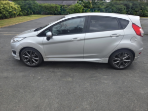 2017 Ford Fiesta 1.0 T Ecoboost St-Line in Silver — image 6