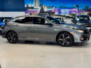 2019 Honda Civic 1.0 Vtec Turbo Sr Euro 6 (s/s) 5dr in Grey — image 2