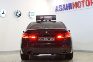 2018 BMW 5 Series 2.0 520i Gpf M Sport Auto Euro 6 (s/s) 4dr in Black — image 4