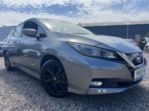 2019 Nissan Leaf 40kwh Acenta in Grey — image 3