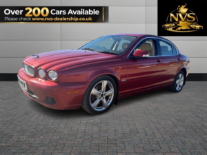 2009 Jaguar X-Type 2.2 D Dpf Se in Red — image 3