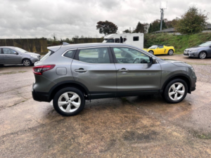 2019 Nissan Qashqai 1.3 Dig-T Acenta Premium Euro 6 (s/s) 5dr in Grey — image 3