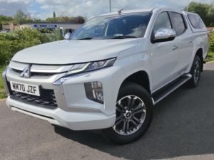2021 Mitsubishi L200 2.2 Di-D Dc Barbarian 4WD Euro 6 (s/s) 4dr in White — image 3