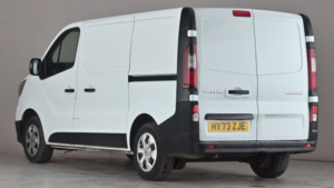 2023 Renault Trafic 2.0 Dci Blue Sl28 Business Panel Van 5dr Diesel Manual L1 H1 Euro 6 130 Ps in White — image 4