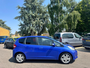 2013 Honda Jazz 1.4 I-Vtec Es Plus Euro 5 5dr in Blue — image 3