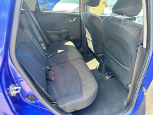 2013 Honda Jazz 1.4 I-Vtec Es Plus Euro 5 5dr in Blue — image 4