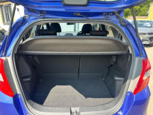 2013 Honda Jazz 1.4 I-Vtec Es Plus Euro 5 5dr in Blue — image 6