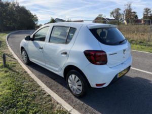 2019 Dacia Sandero 1.0 Essential Sce 75 My18 in White — image 3