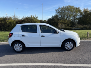 2019 Dacia Sandero 1.0 Essential Sce 75 My18 in White — image 5