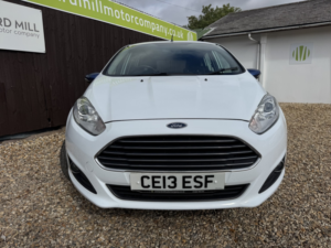 2013 Ford Fiesta 1.3 Zetec in White — image 2