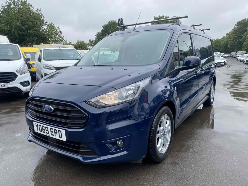 2019 Ford Transit Connect Connect 1.5 240 Limited L2 — image 1