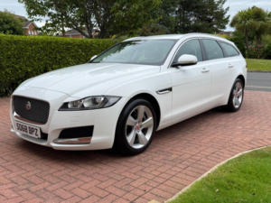 2018 Jaguar Xf 2.0i Portfolio Sportbrake Auto Euro 6 (s/s) 5dr in White — image 3