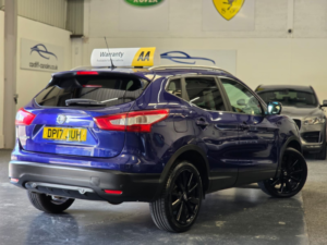 2017 Nissan Qashqai 1.5 Dci Tekna in Blue — image 6