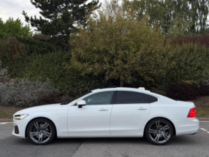 2018 Volvo S90 2.0 D5 Powerpulse R-Design Pro Auto AWD Euro 6 (s/s) 4dr in White — image 4