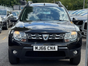 2016 Dacia Duster 1.6 Sce Ambiance Euro 6 (s/s) 5dr in Black — image 6