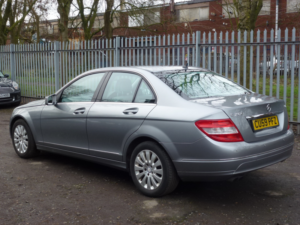 2009 Mercedes-Benz C Class 2.1 C200 Cdi Elegance Saloon 4dr Diesel Auto Euro 4 (136 Ps) in Silver — image 3