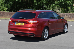 2015 Ford Mondeo 2.0 Tdci Titanium in Red — image 3