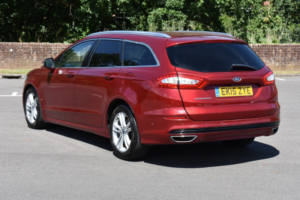 2015 Ford Mondeo 2.0 Tdci Titanium in Red — image 4