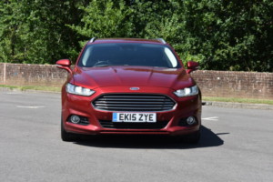 2015 Ford Mondeo 2.0 Tdci Titanium in Red — image 5