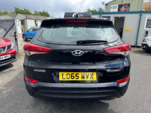 2015 Hyundai Tucson 1.7 Crdi Blue Drive Se Nav Euro 6 (s/s) 5dr in Black — image 6