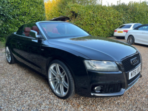 2011 Audi S5 3.0 Tfsi V6 in Black — image 2