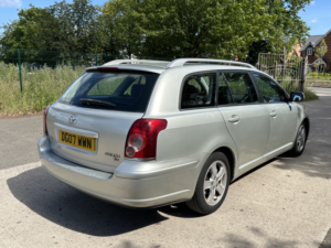 2007 Toyota Avensis 1.8 Vvt-I T3-X in Silver — image 2