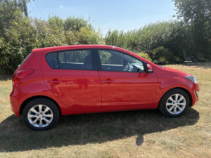 2014 Hyundai I20 1.4 Active in Red — image 6